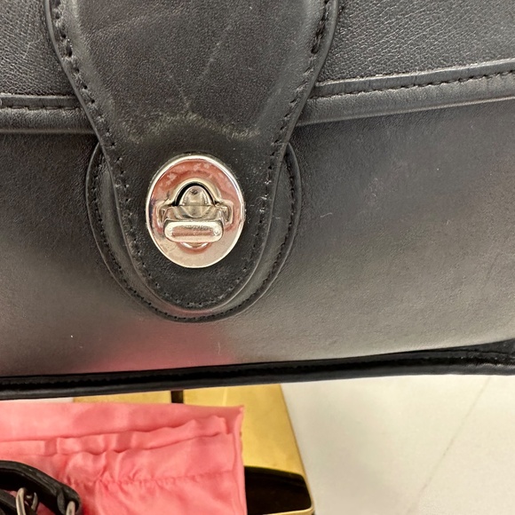 Coach Willis 9927 Black with Nickel Hardware circa 2006 - Picture 4 of 7